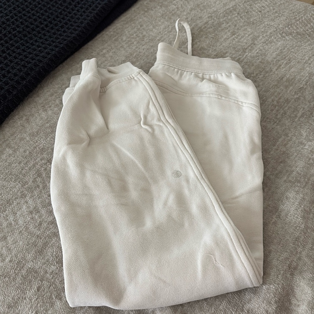 Lululemon sweatpants